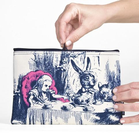 Zipped Pouch - Alice in Wonderland