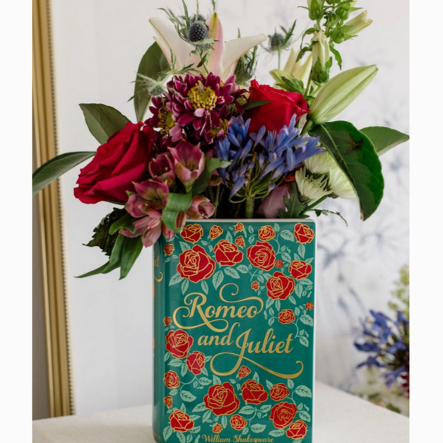 Romeo and Juliet Book Vase